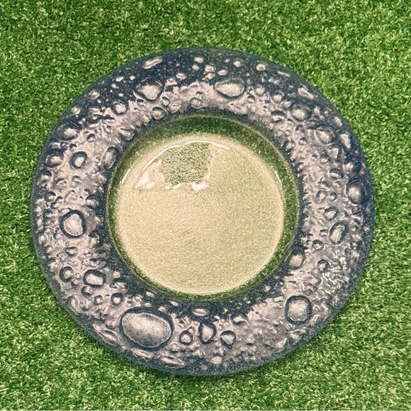 Elegant Blue and Green Textured Plate - Picture 2 of 5